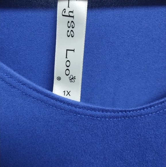 Lyss Loo Contemporary Dolman Electric Blue Top - Picture 4 of 4